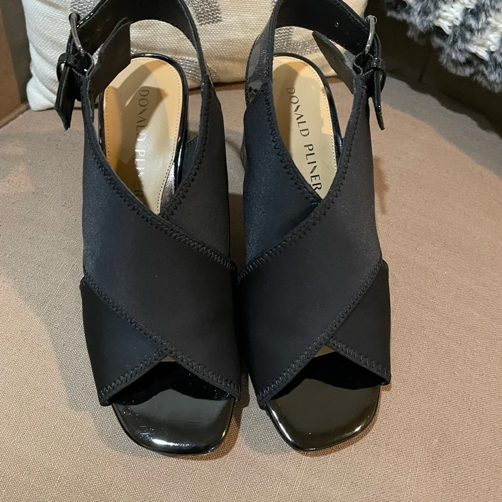 Donald Pliner Black Croco Pyper Slingback - Picture 13 of 15